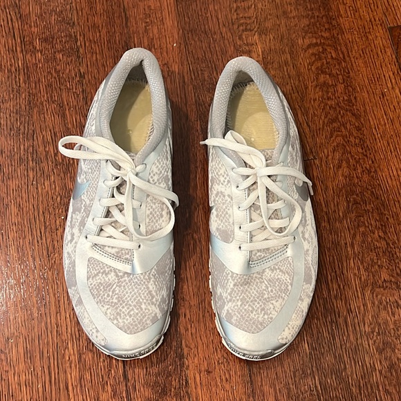 Nike Free 5.0s - python and silver! - Picture 2 of 11